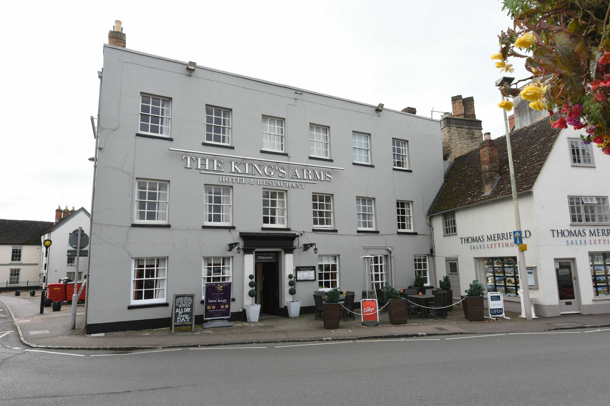 The Kings Arms Hotel Bicester Extérieur photo
