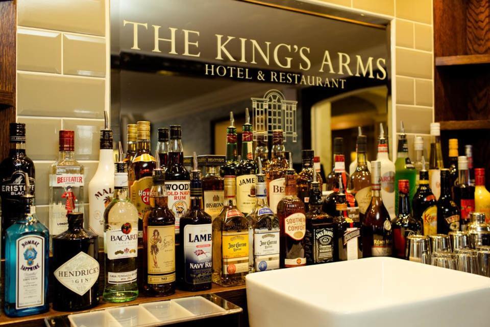The Kings Arms Hotel Bicester Extérieur photo